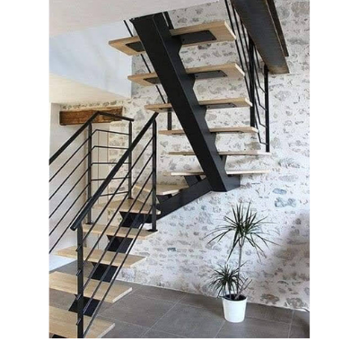 Escalera de herreria con madera de pino